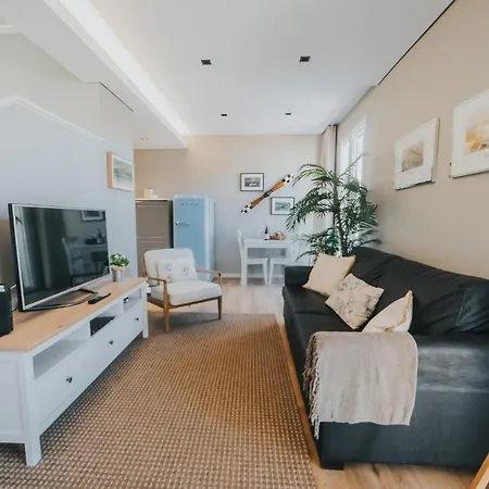 Mansarda Dos Aranhas By Madeira 푼샬